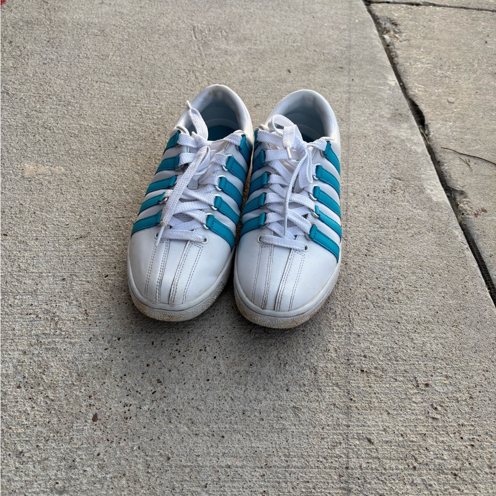 Turquoise k Swiss men’s sneakers